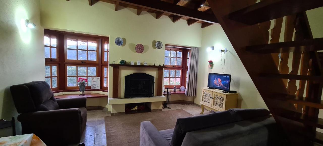 Chales Bela Vista Villa มงชิแวร์จิ ภายนอก รูปภาพ