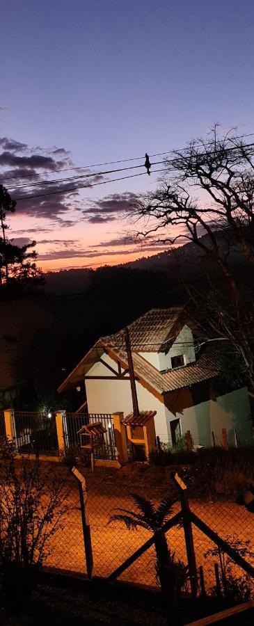 Chales Bela Vista Villa มงชิแวร์จิ ภายนอก รูปภาพ